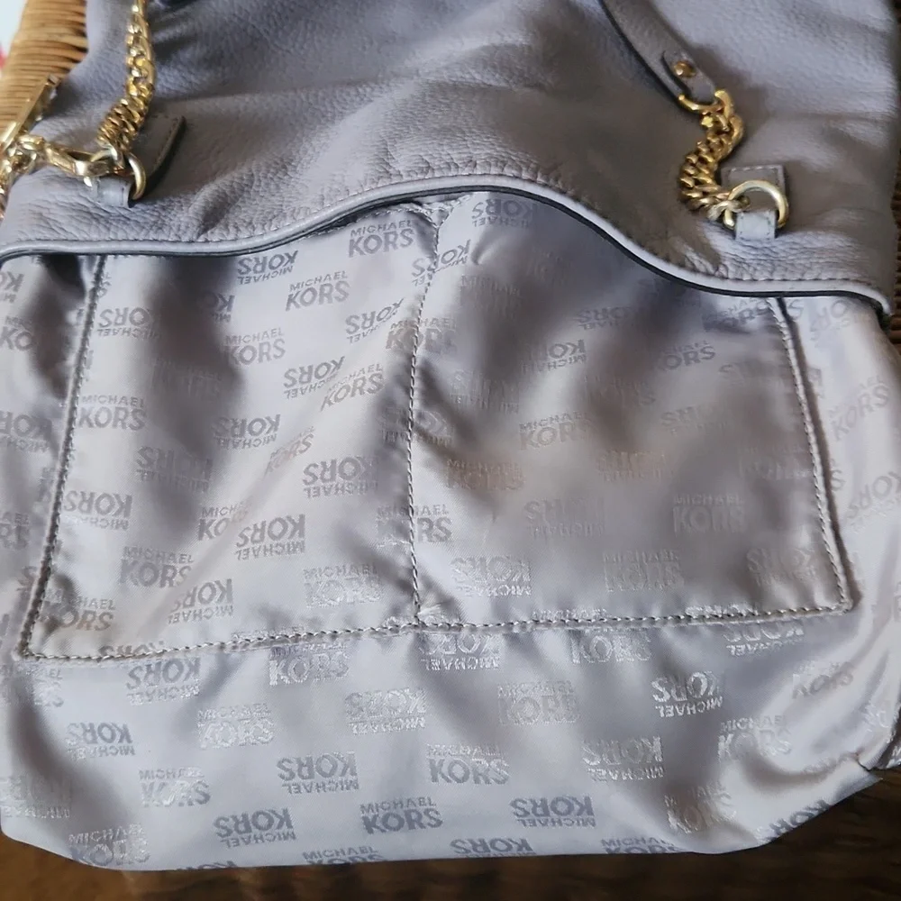 Michael Kors lavender shoulder bag